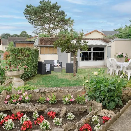 5 Min Chateau Charmante Maison Et Son Jardin Prive *