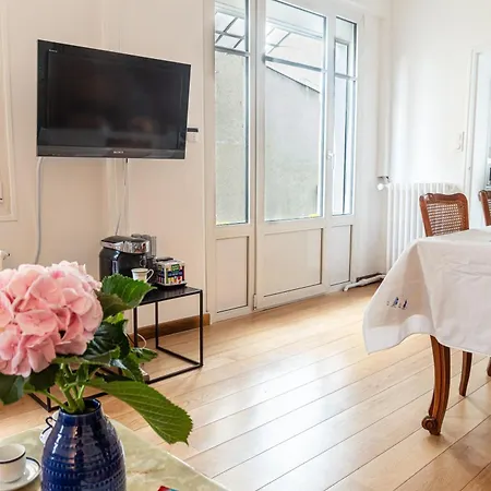 5 Min Chateau Charmante Maison Et Son Jardin Prive *