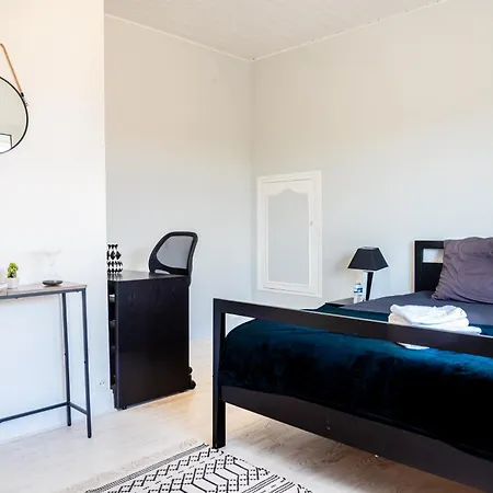5 Min Chateau Charmante Maison Et Son Jardin Prive * Versay