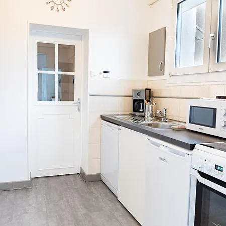 5 Min Chateau Charmante Maison Et Son Jardin Prive Villa Versay
